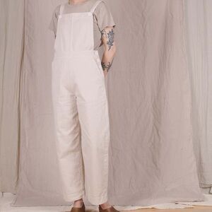 Ali Golden Fitted Overall Jumper